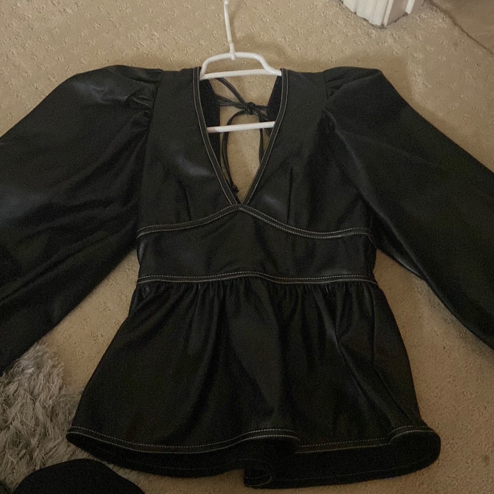 Gorgeous leather v neck black blouse